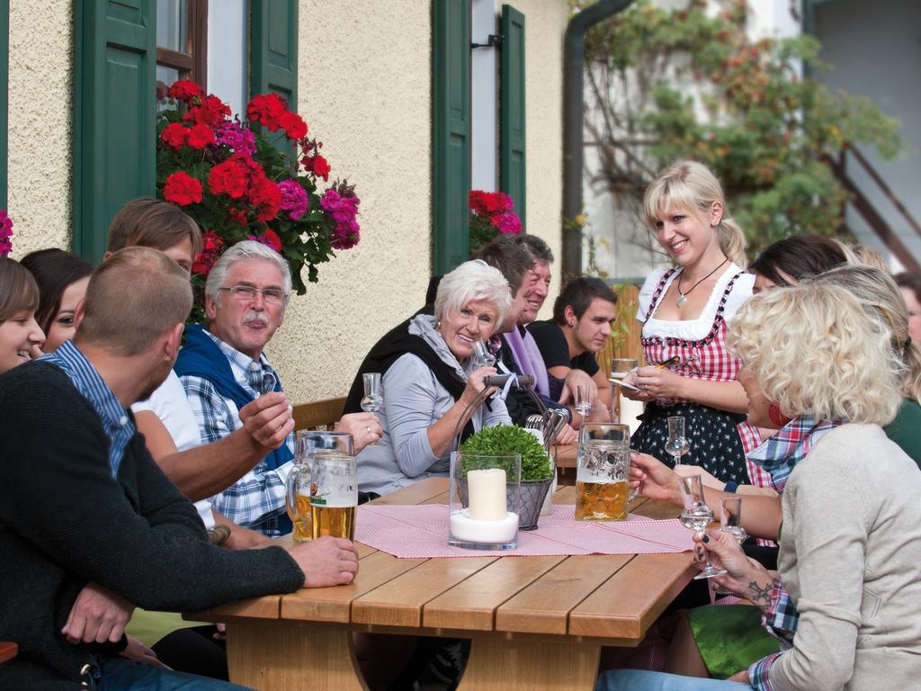 Forstnerwirt Hotel | Stubn | Biergarten Rottenburg an der Laaber Ngoại thất bức ảnh